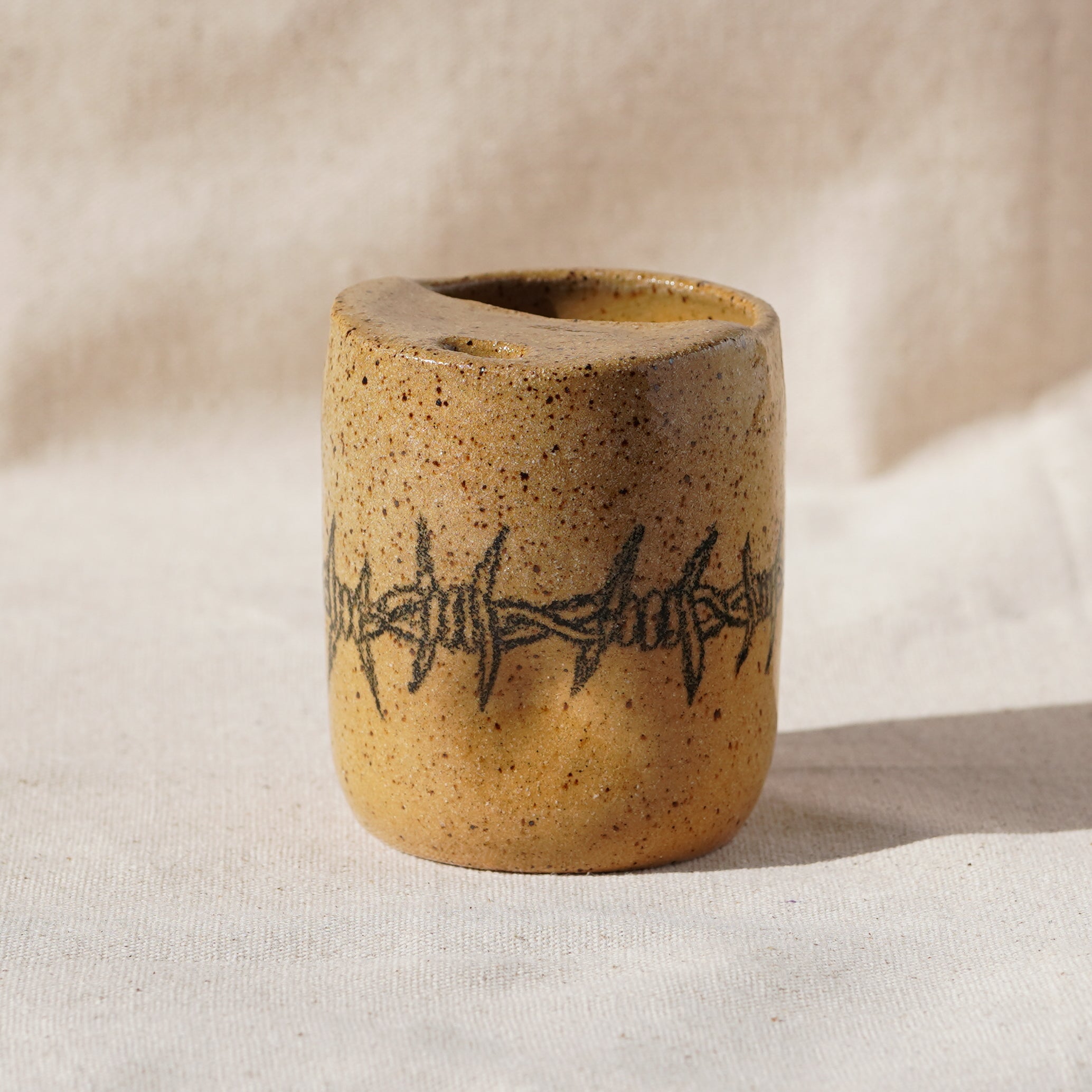 8oz Barbed Wire Cup